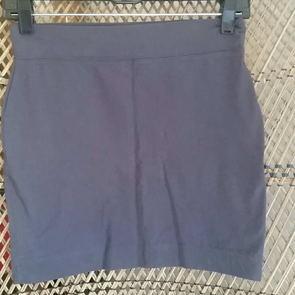 Moda International grey mini skirt